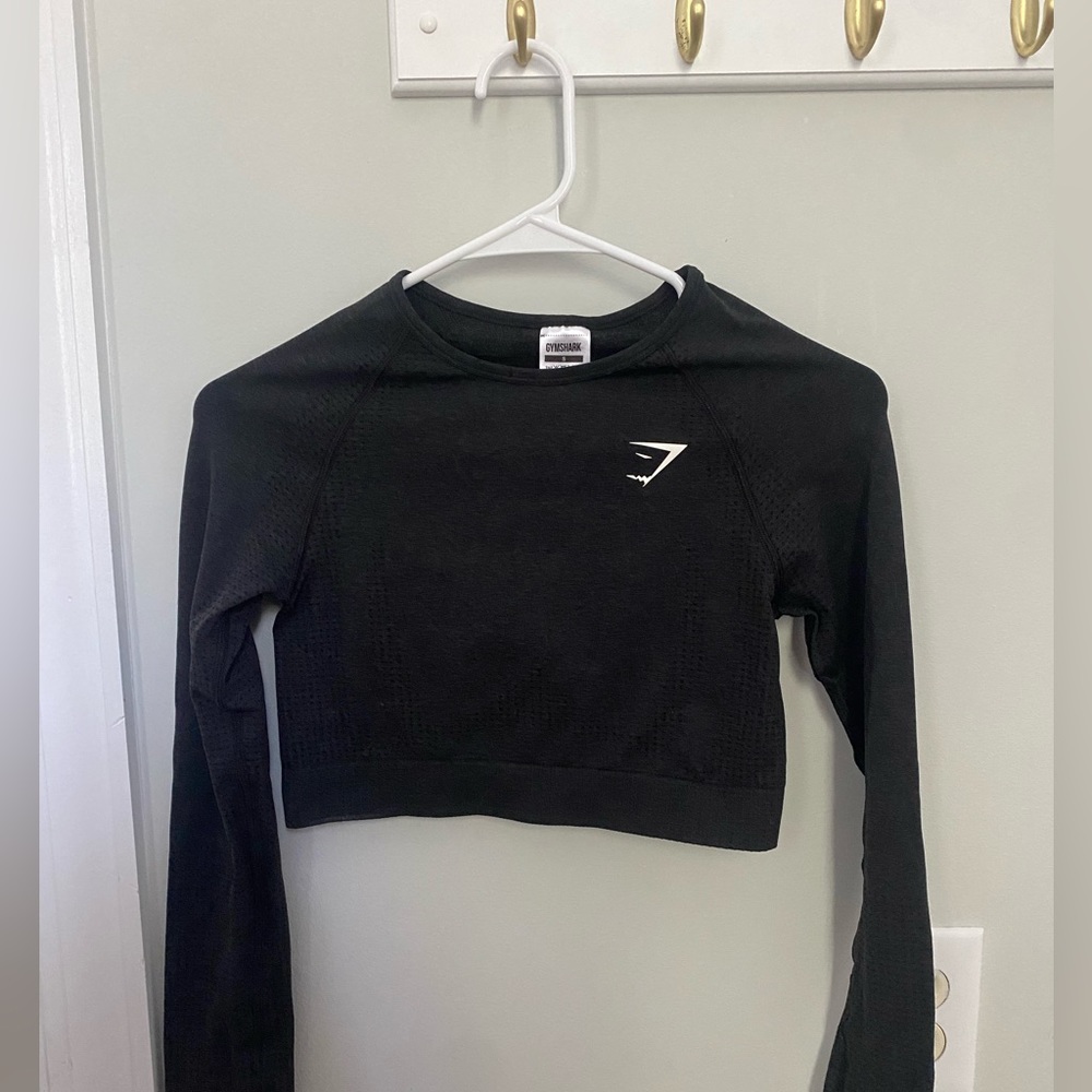 COPY - Gymshark || Black || Small - VITAL SEAMLESS 2.0 LONG SLEEVE CROP TOP